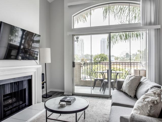 Apartment for rent in Canoga Park, California