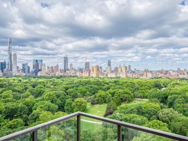 Apartment for rent in Arverne, New York