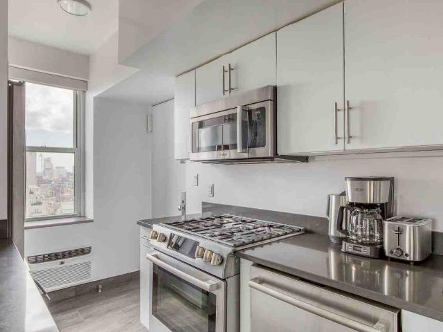 Apartment for rent in Arverne, New York