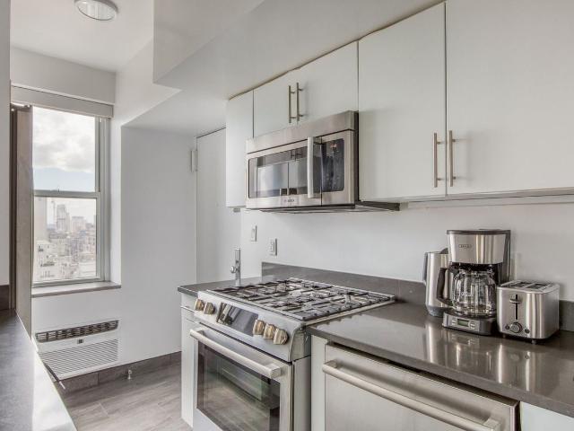 Apartment for rent in Arverne, New York