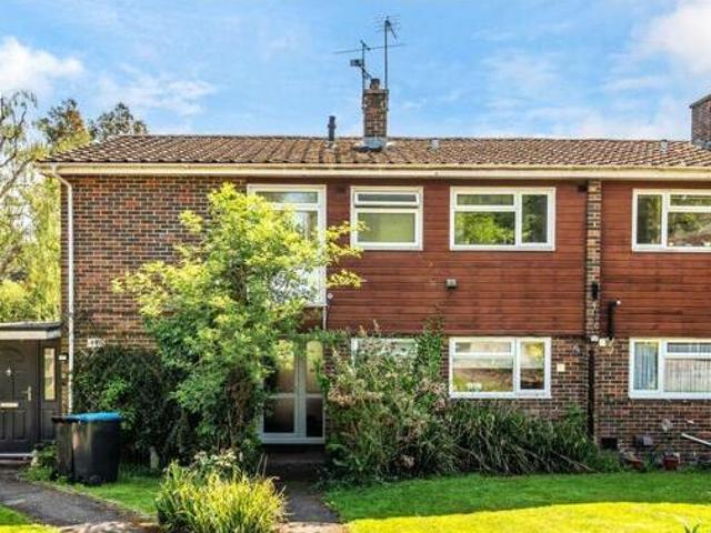 House for sale in Oxted, Hillview