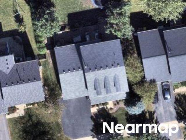 House for sale in Wauconda, Lake County