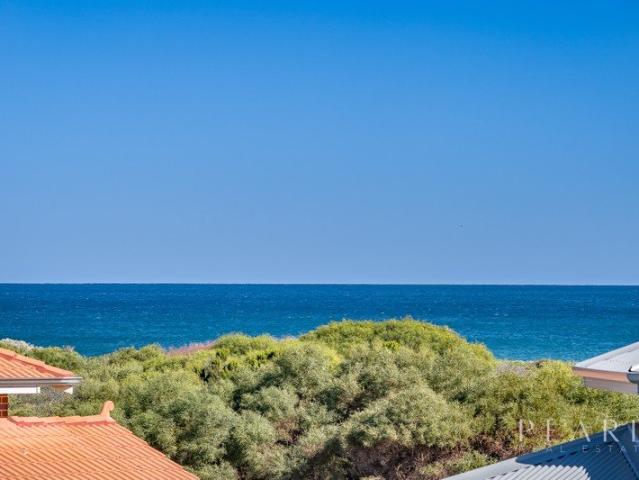 House for sale in Mullaloo, Western Australia