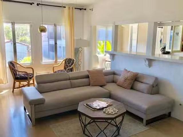 Apartment for rent in Canoga Park, California