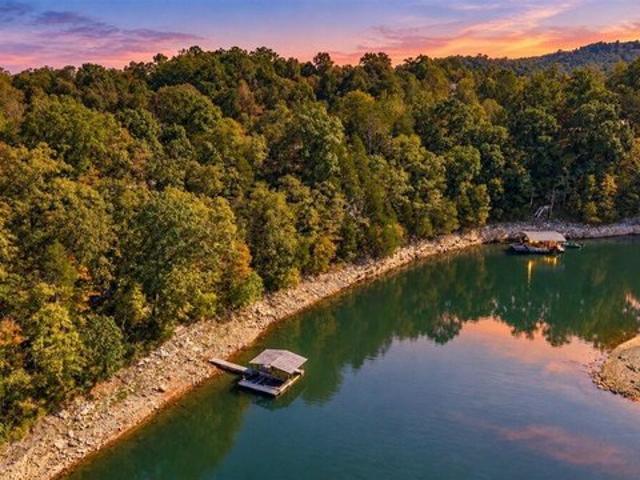 Land for sale in Jacksboro, East Tennessee