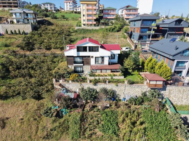 Kayalar, Akçaabat içerisinde satılık Villa