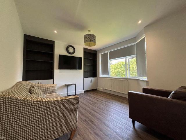 Apartment for rent in Colindale, Greater London