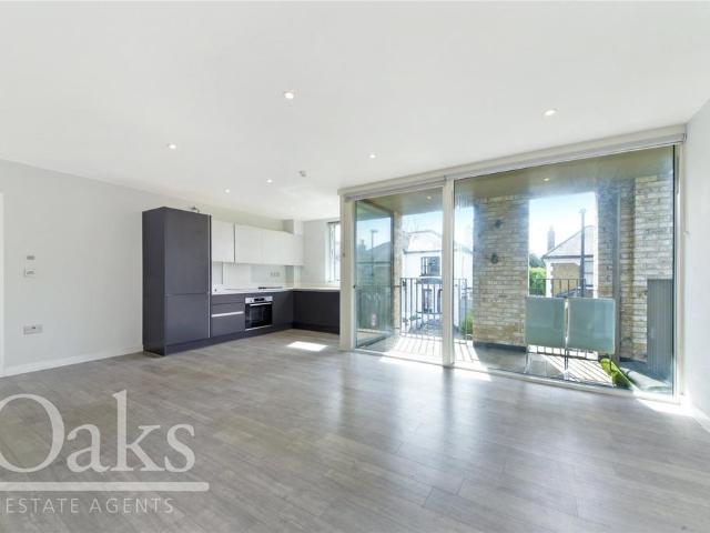 Apartment for rent in London Borough of Croydon, Isle Of Man