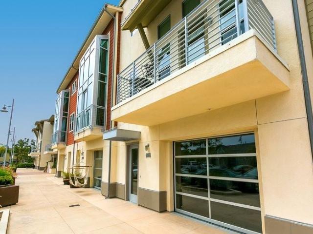 Apartment for rent in Ponto, Carlsbad