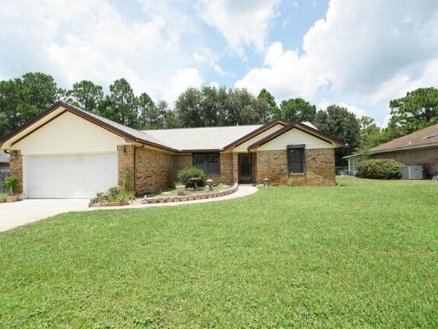House for sale in Mary Esther