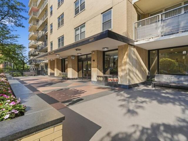 Condo for sale in Hudson, New Jersey