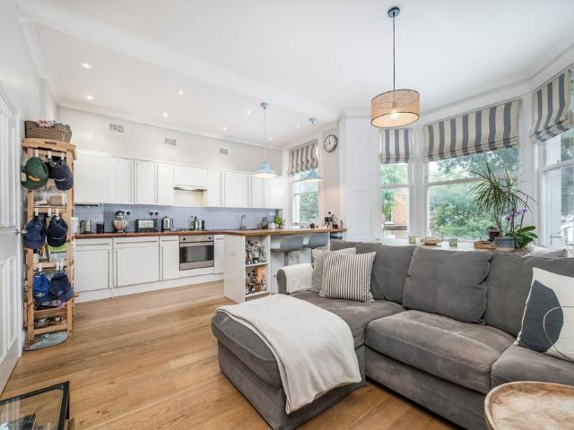 Apartment for rent in Cat Hill, Isle Of Man