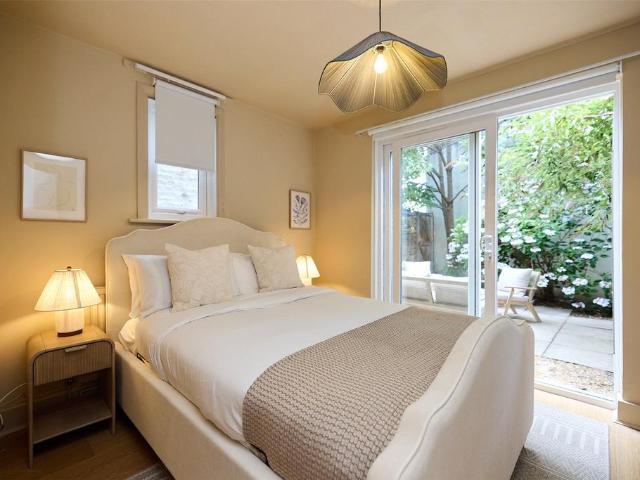 Apartment for rent in London Borough of Hammersmith and Fulham, Greater London