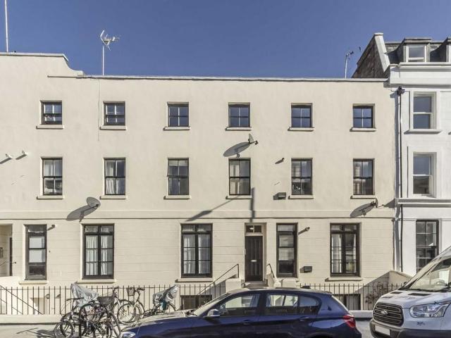 House for rent in Brook Green, Greater London