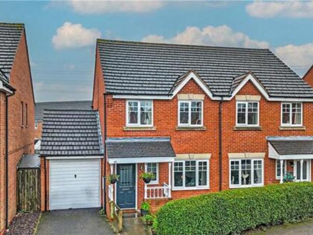 House for sale in Kettlebrook