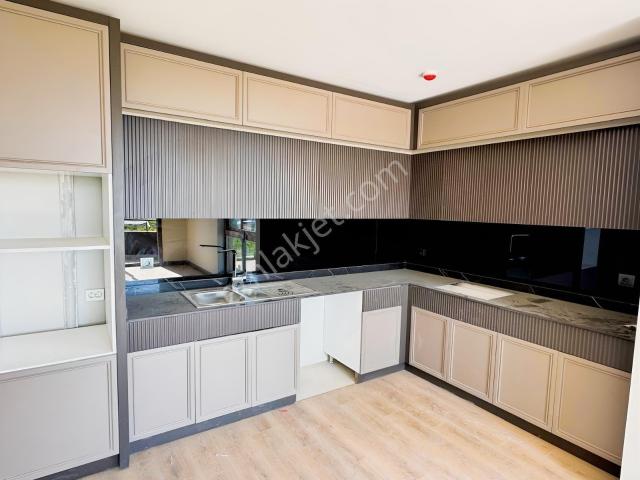 Yenişehir, Mersin içerisinde kiralık mülk