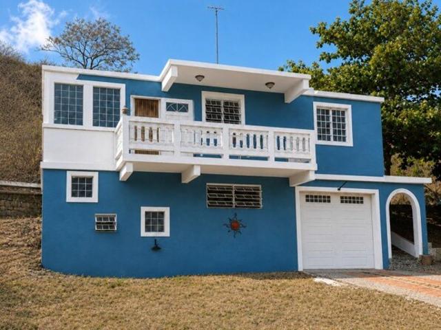 House for sale in Salinas