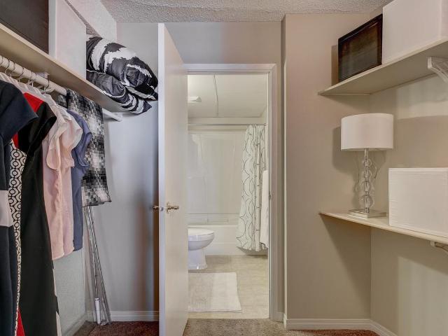 Apartment for rent in Wedgewood, Alberta