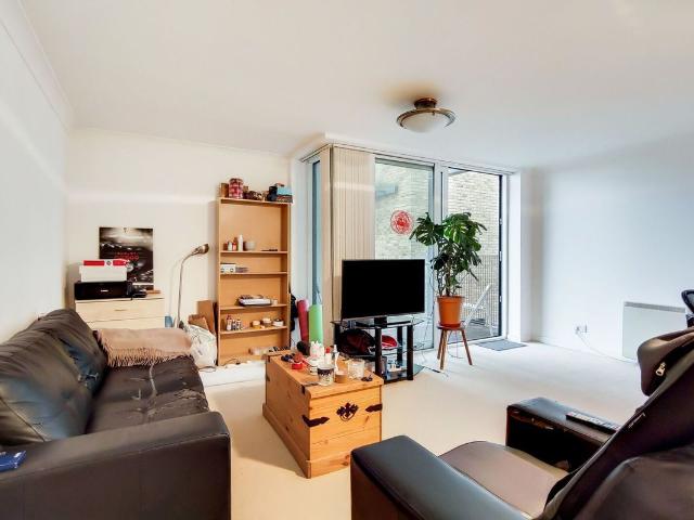Apartment for rent in Boardwalk Place, Blackwall