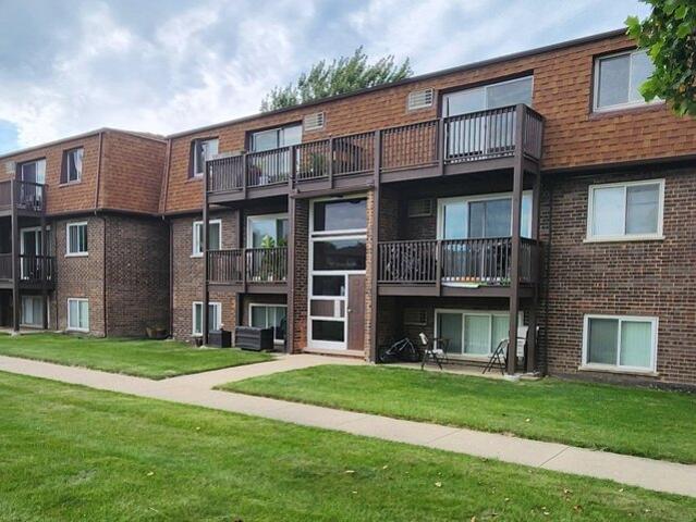Condo for sale in Elk Grove Village Condo for sale in Elk Grove Village