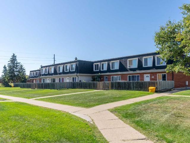 House for rent in Wedgewood, Alberta