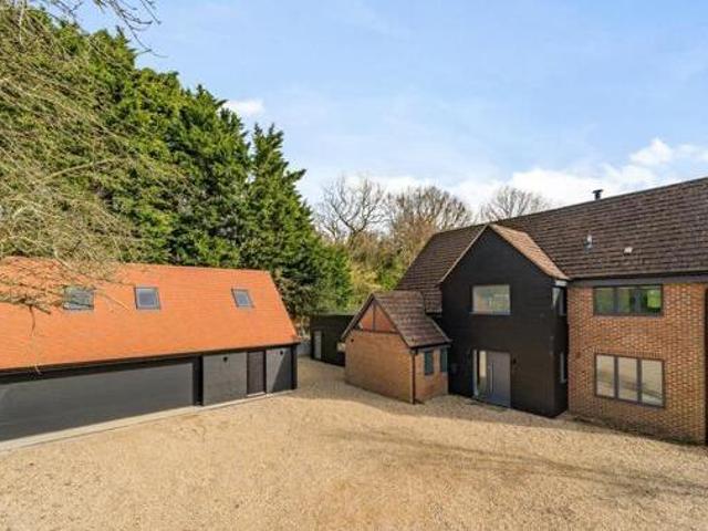 House for sale in The Slade, Oxfordshire