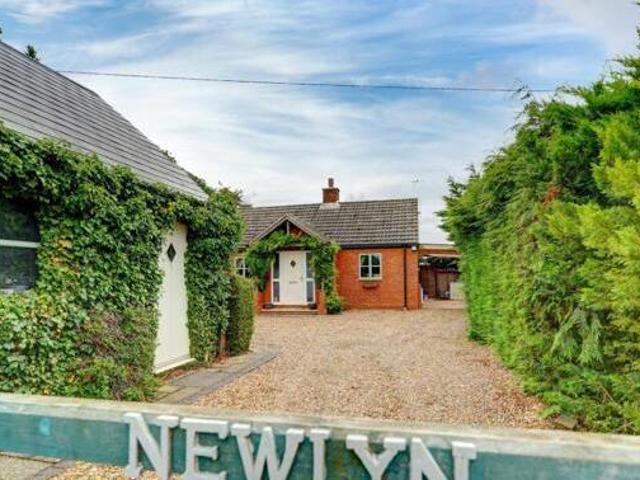 House for sale in Hampton, Crookhill
