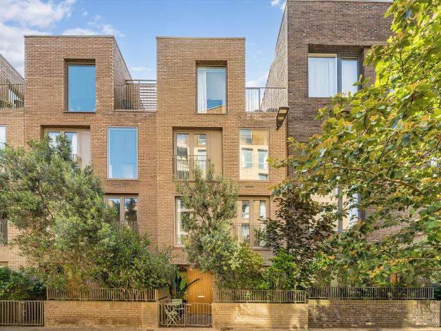 Apartment for rent in London Borough of Hounslow, Greater London