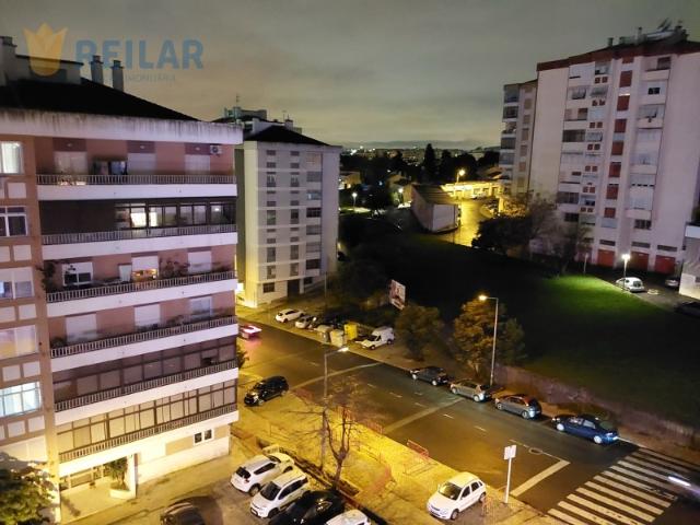 Apartamento alugar em Portela da Azóia, Loures