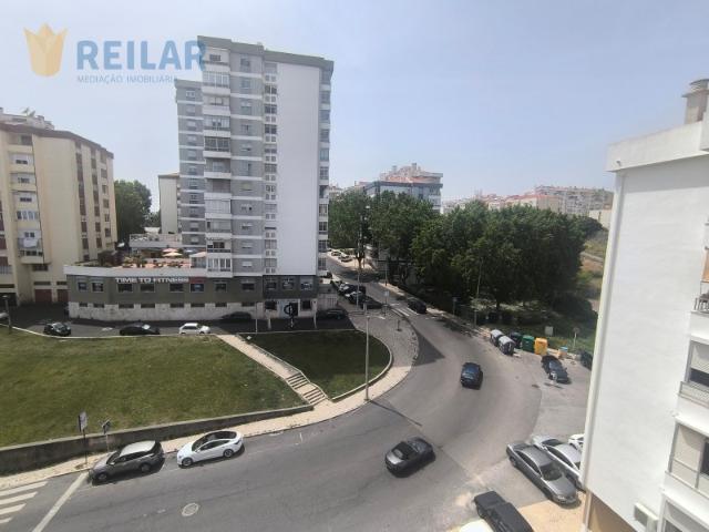 Apartamento alugar em Portela da Azóia, Santiago Dos Velhos