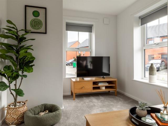 Townhouse for rent in New Basford, Haddon