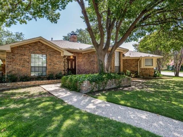 House for sale in Addison, Texas