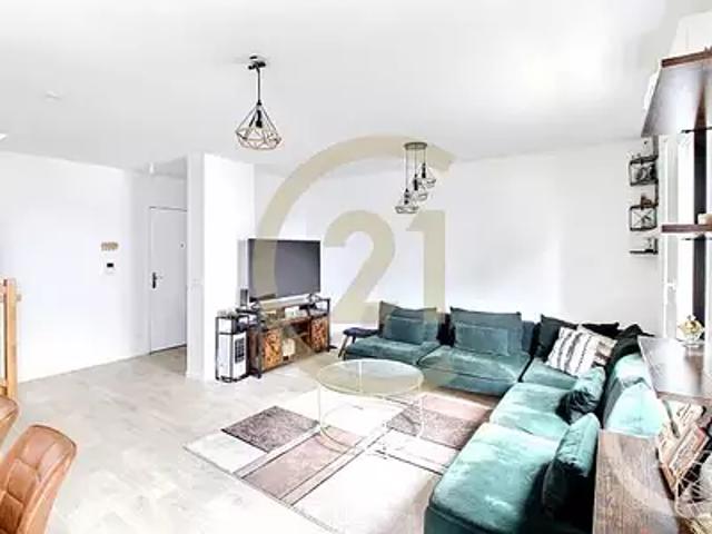 Appartement vente à Cité Karl Marx, Bobigny