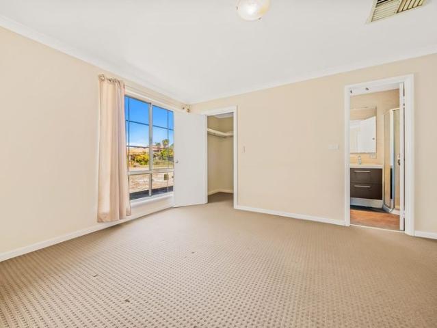 House for rent in Canning Vale, Western Australia