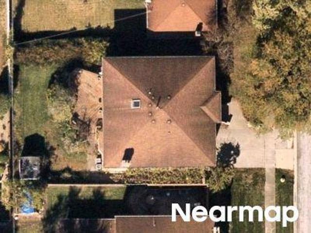 House for sale in Lansing