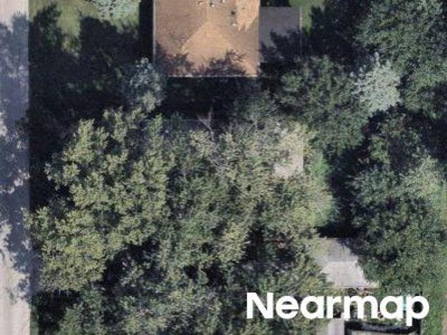 House for sale in Oakglen, Lansing