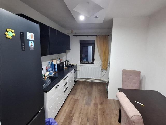 Apartament vânzări în Romani