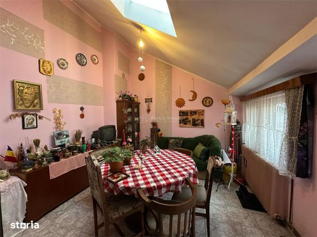 Casă vânzări în Romani