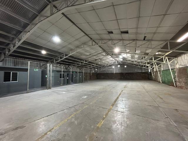 bod Arriendo Bodega Con Estacionamientos Y Oficinas, Renca