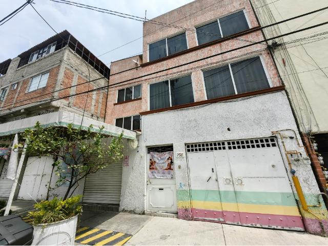 Terreno commercial en renta en Colonia Mario Moreno, Ciudad de México