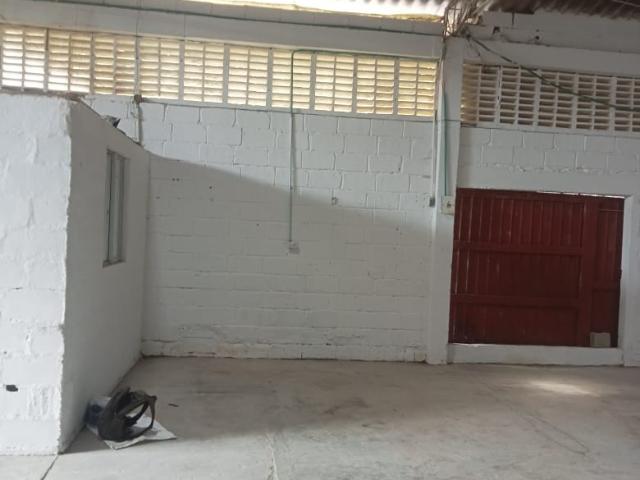 Bodega En Arriendo En Ibague En Urb. La Victoria A209181