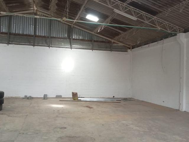 Bodega En Arriendo En Ibague En Urb. La Victoria A209181