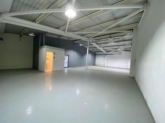 Bodega en Independencia