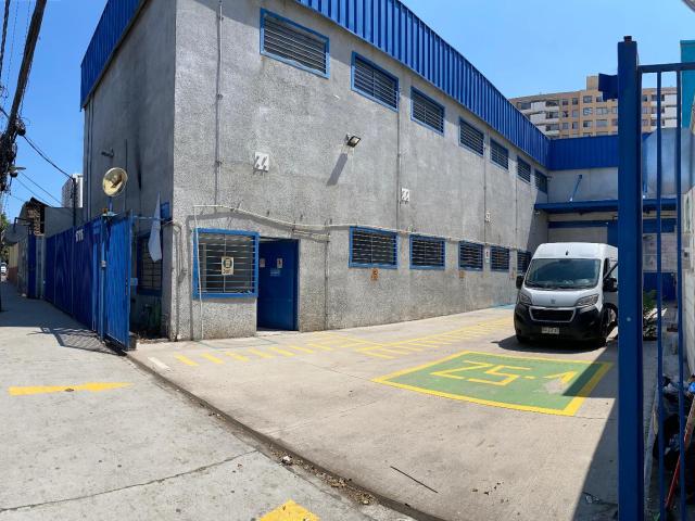 Bodega en Independencia