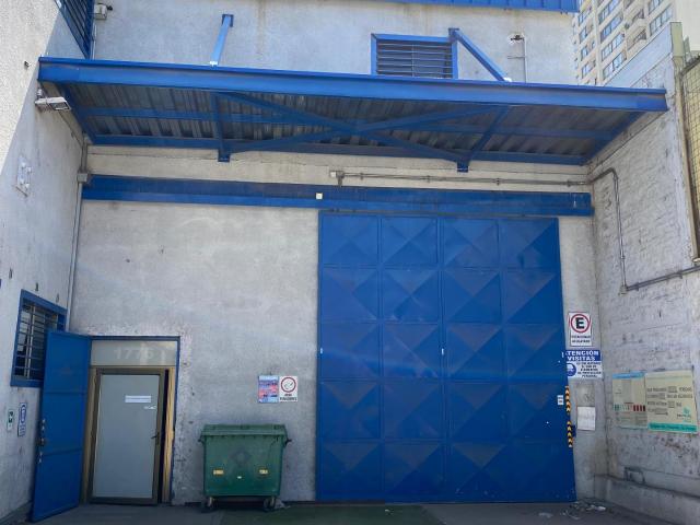 Bodega en Independencia