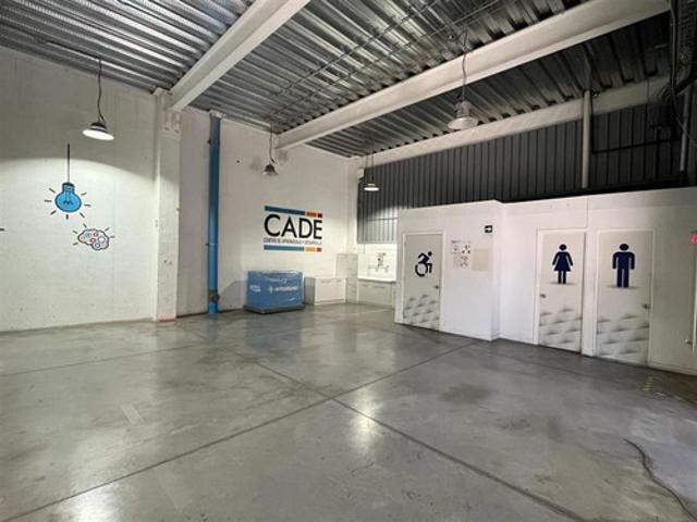 Bodega en Independencia