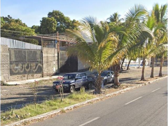 Nave Industrial en renta en Colima