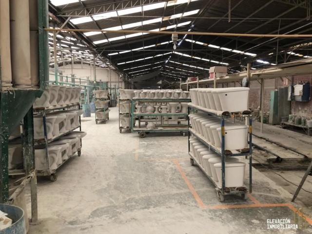 Nave Industrial en venta en Acatepec, Estado de México
