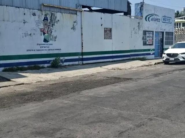 Nave Industrial en venta en Veracruz
