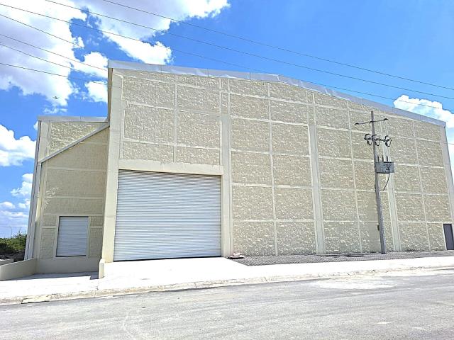 Local Comercial en renta en Salinas Victoria, Nuevo León